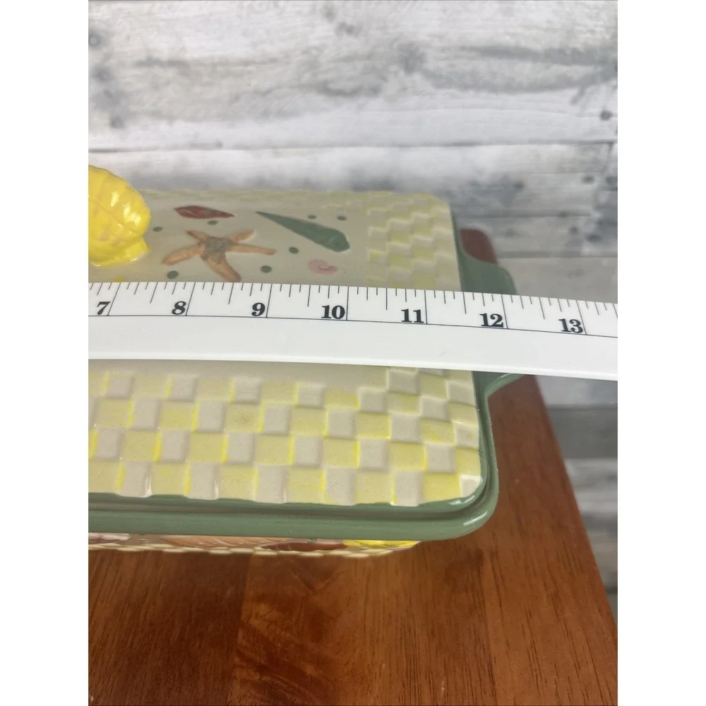Temp-tations by Tara Summer Shells 2 QT Baking Dish with Cover Casserole Sealife